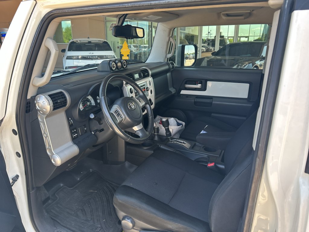 Used 2012 WHITE Toyota Base image 5