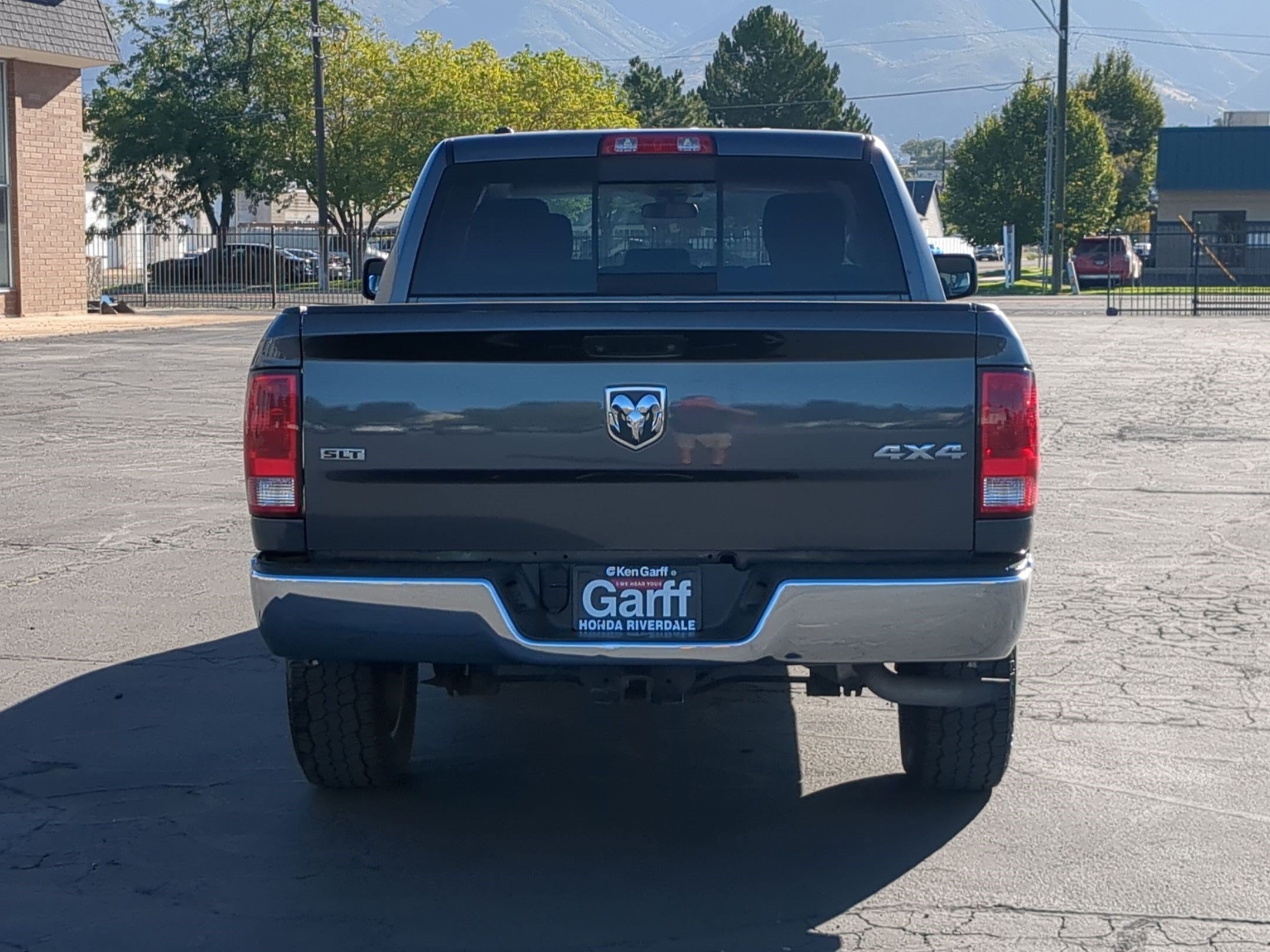 Used 2017 Granite Crystal Metallic Clearcoat Ram SLT image 4