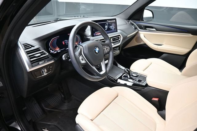 Used 2024 Black BMW sDrive30i image 19
