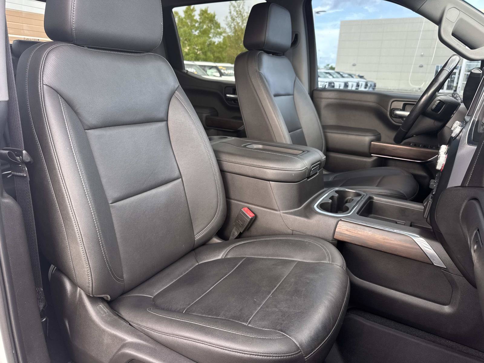 Used 2021 White GMC SLT image 12
