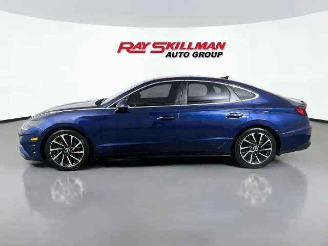Used 2021 Blue Hyundai Limited image 4