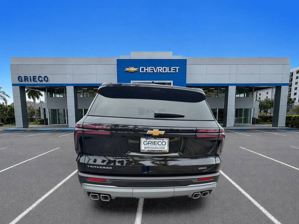 2026 Chevrolet Traverse LT - Photo 5