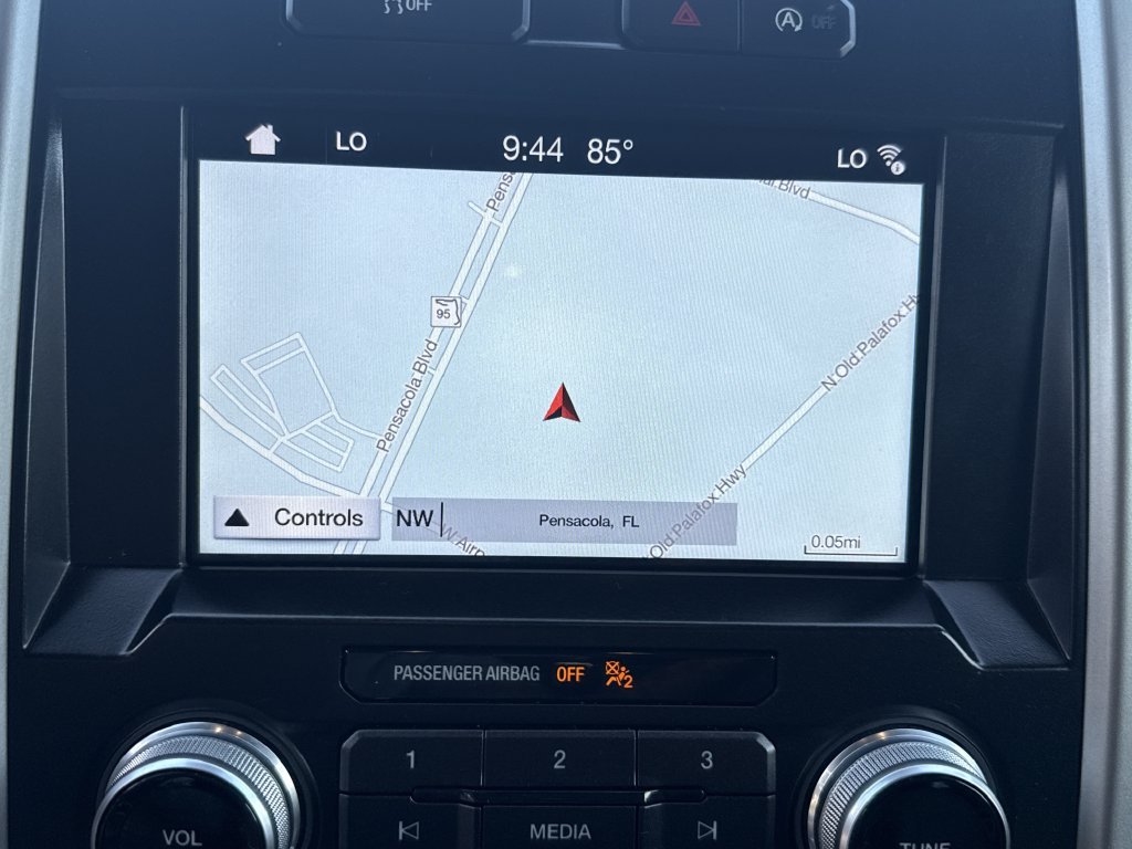 Used 2018 Ruby Red Metallic Ford Lariat image 23