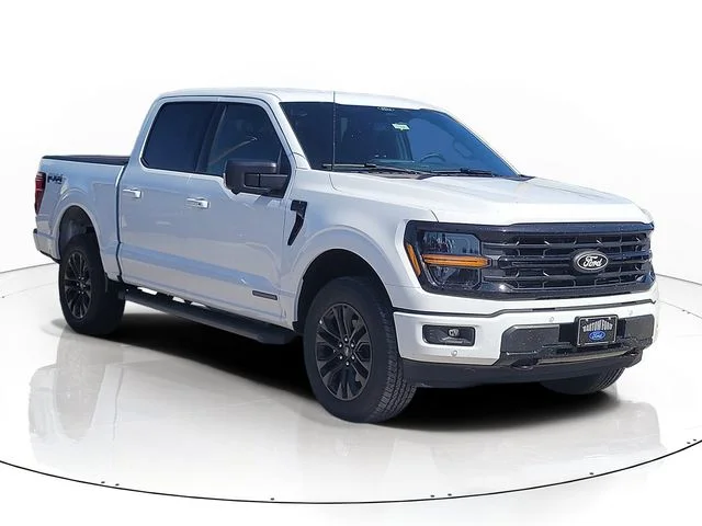 New 2026 Oxford White Ford XLT image 3