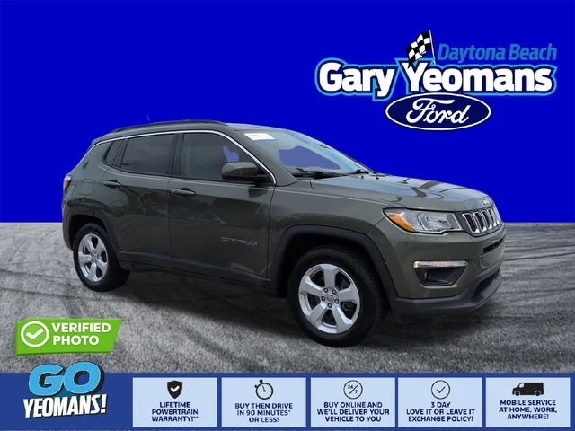 Certified Used 2020 Olive Green Pearlcoat Jeep Latitude image 1