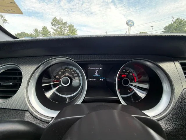 Used 2014 Black Ford Shelby GT500 image 22