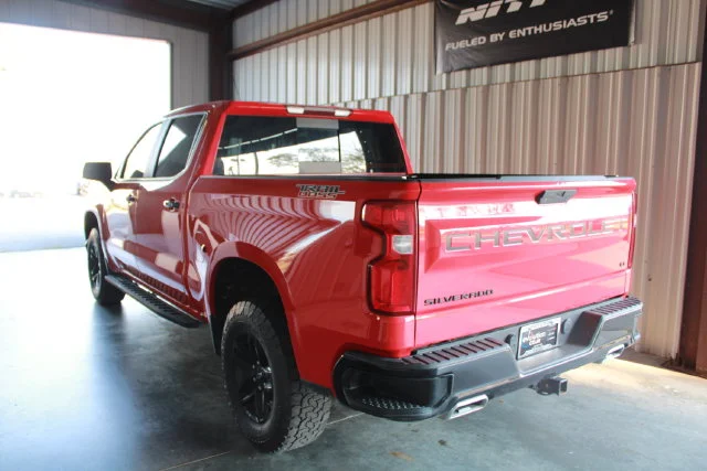 Used 2022 Red Chevrolet LT Trail Boss image 9