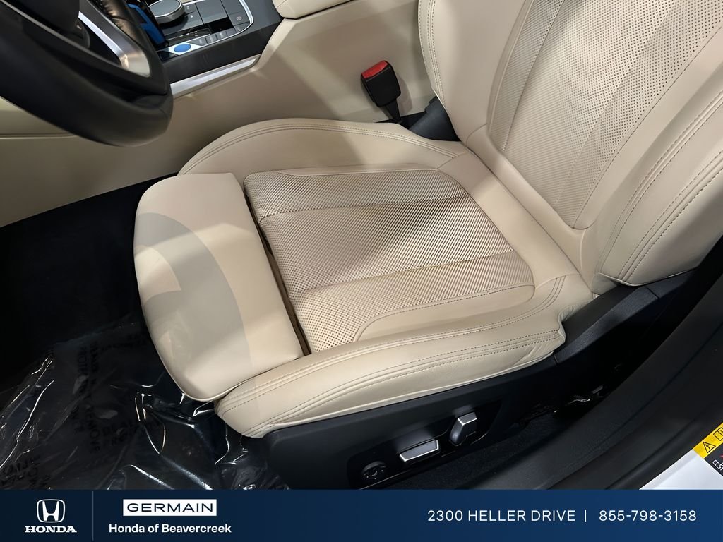 Used 2023 Alpine White BMW eDrive40 image 14