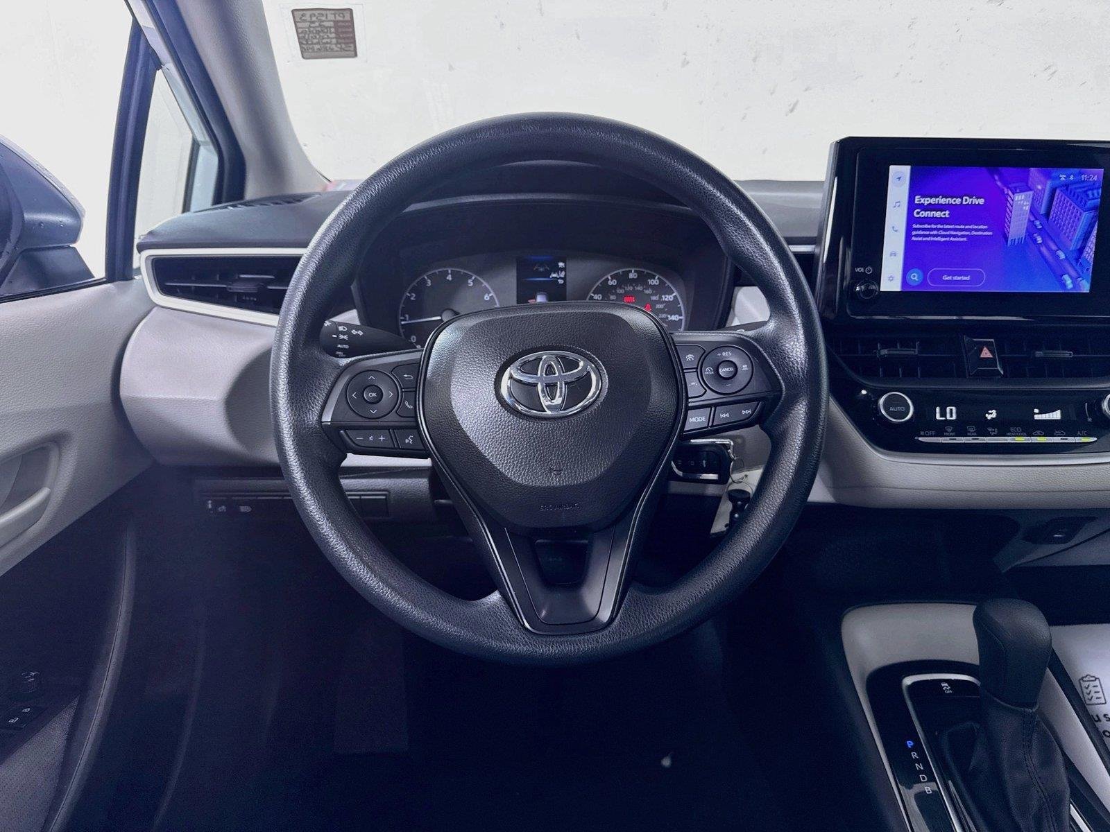 Used 2025 Ice Cap Toyota LE image 20