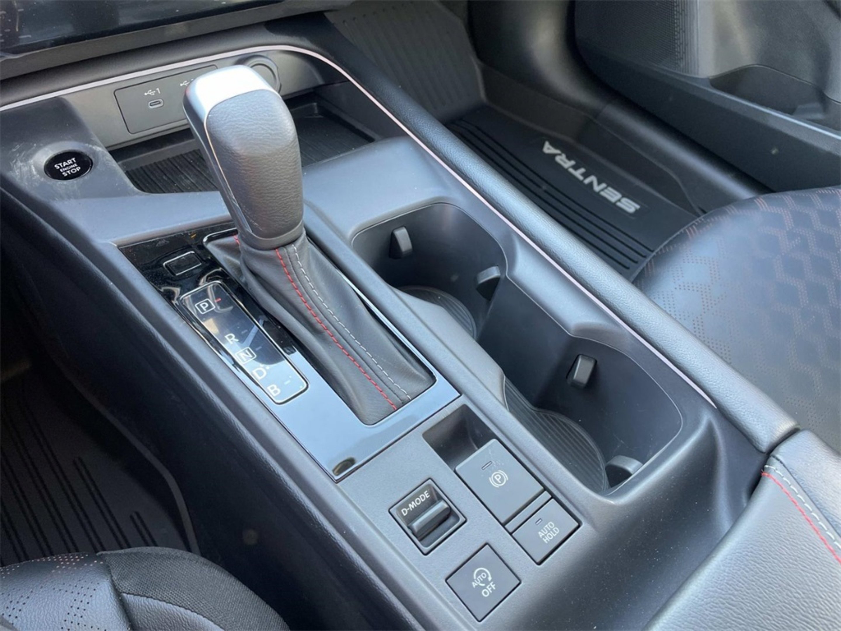 2026 Nissan Sentra SR - Photo 21