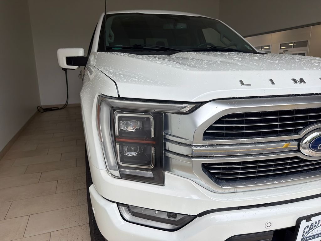Used 2023 White Metallic Ford Limited image 9