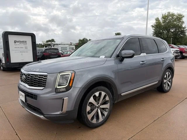 Used 2020 Gray Kia EX image 7