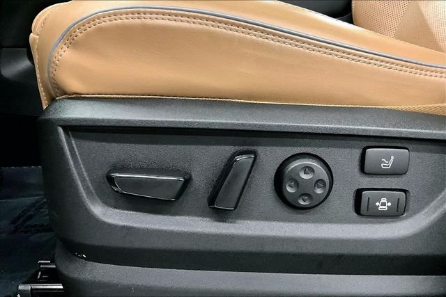 2025 INFINITI QX80 Sensory 4WD - Photo 32