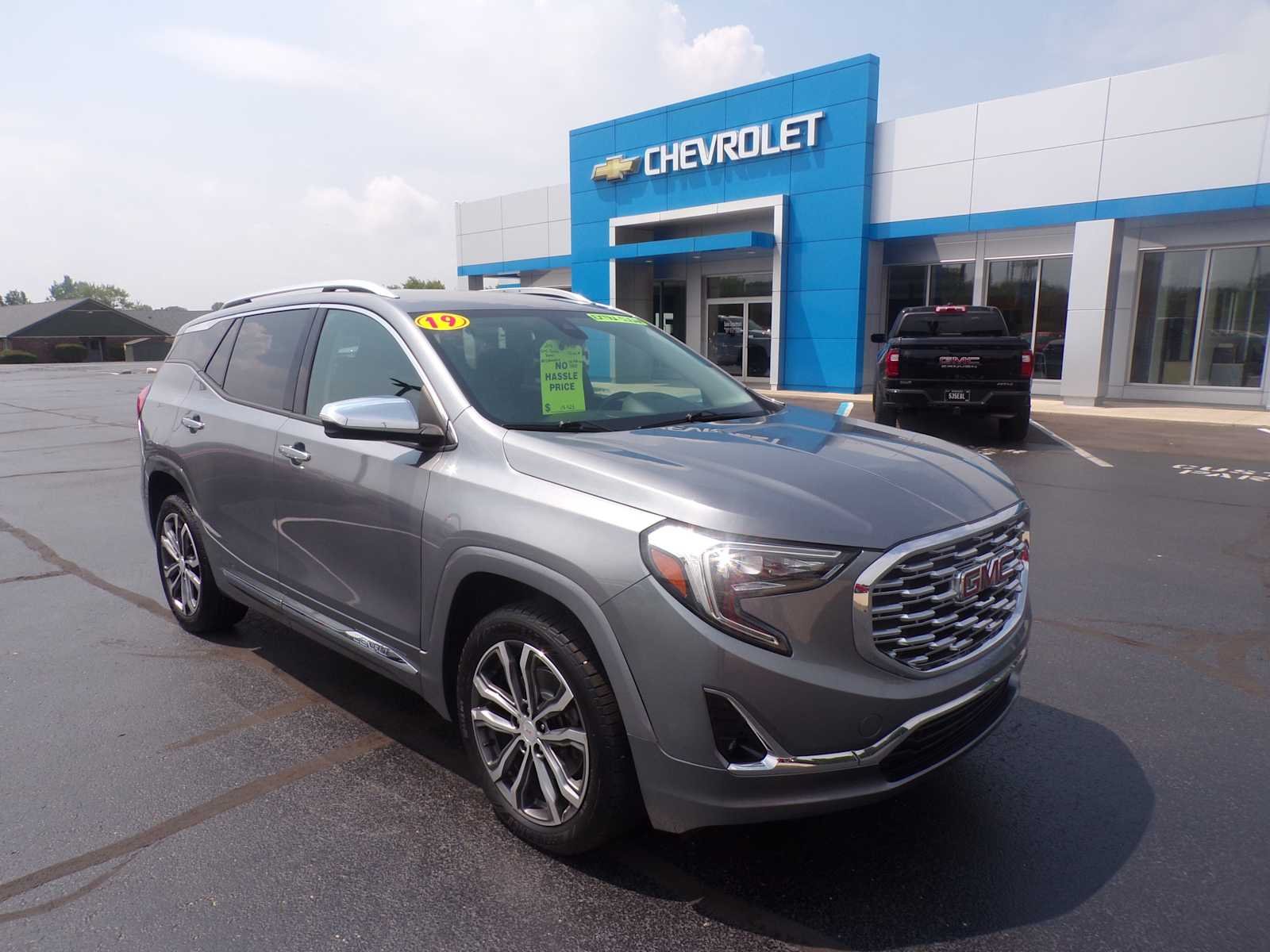 Used 2019 GMC Terrain Denali with VIN 3GKALSEX6KL138620 for sale in Alexandria, IN