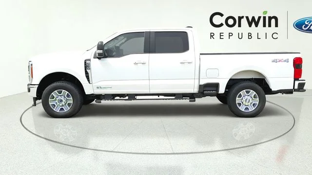 Certified Used 2026 Oxford White Ford Lariat image 5