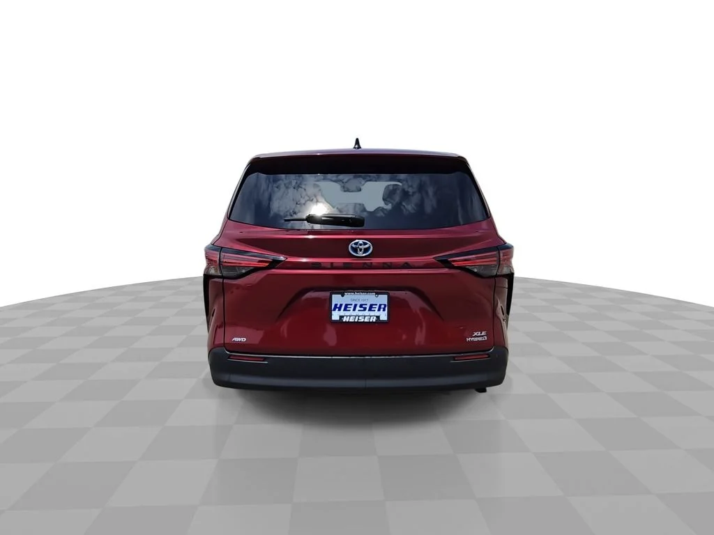 Used 2021 Red Toyota XLE image 7