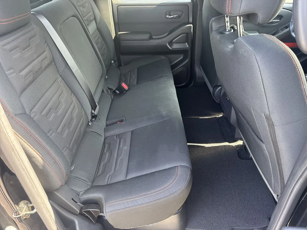 Used 2025 Black Nissan PRO-X image 15