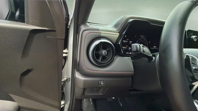 Used 2024 Sterling Gray Metallic Chevrolet Z71 image 21
