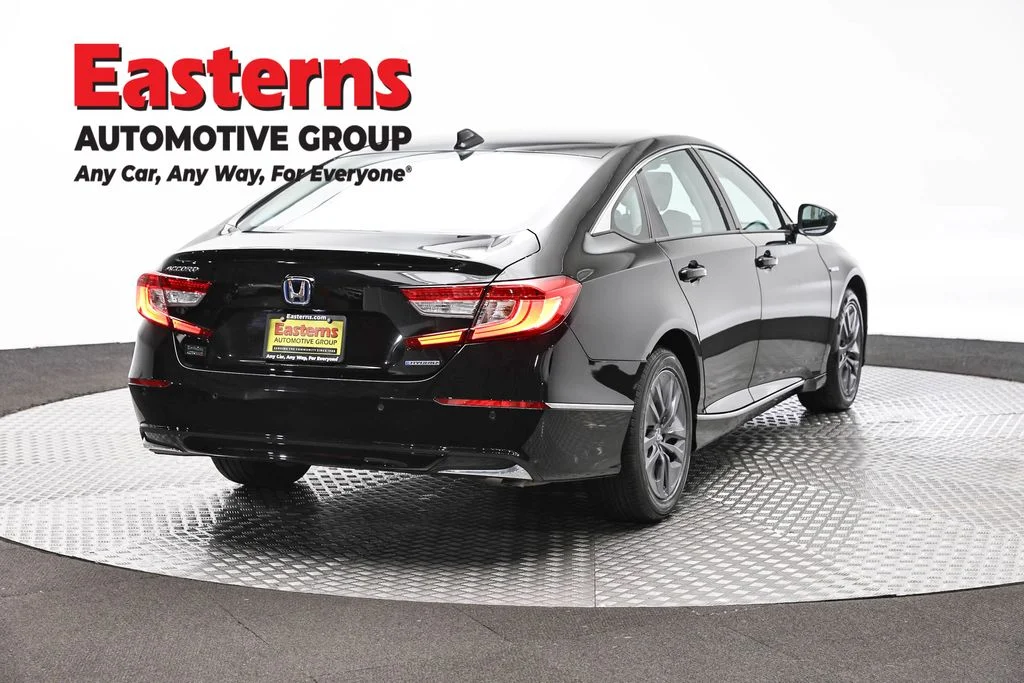 Used 2022 Black Honda EX-L image 5
