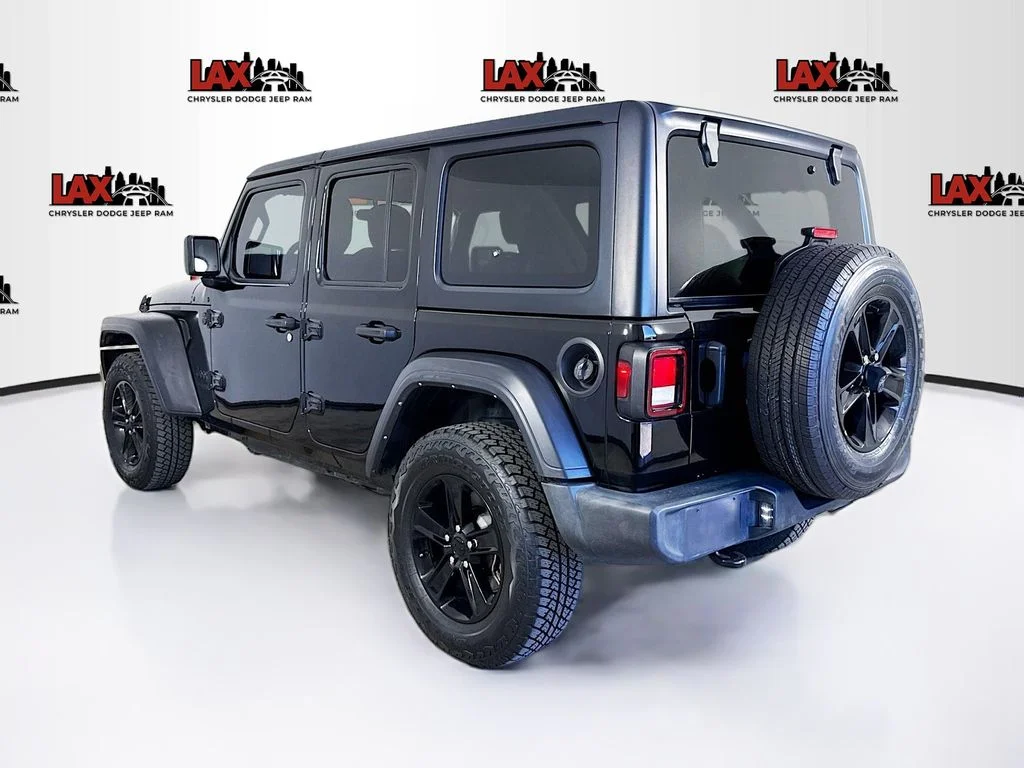 Used 2022 Black Jeep Unlimited Sport Altitude image 5