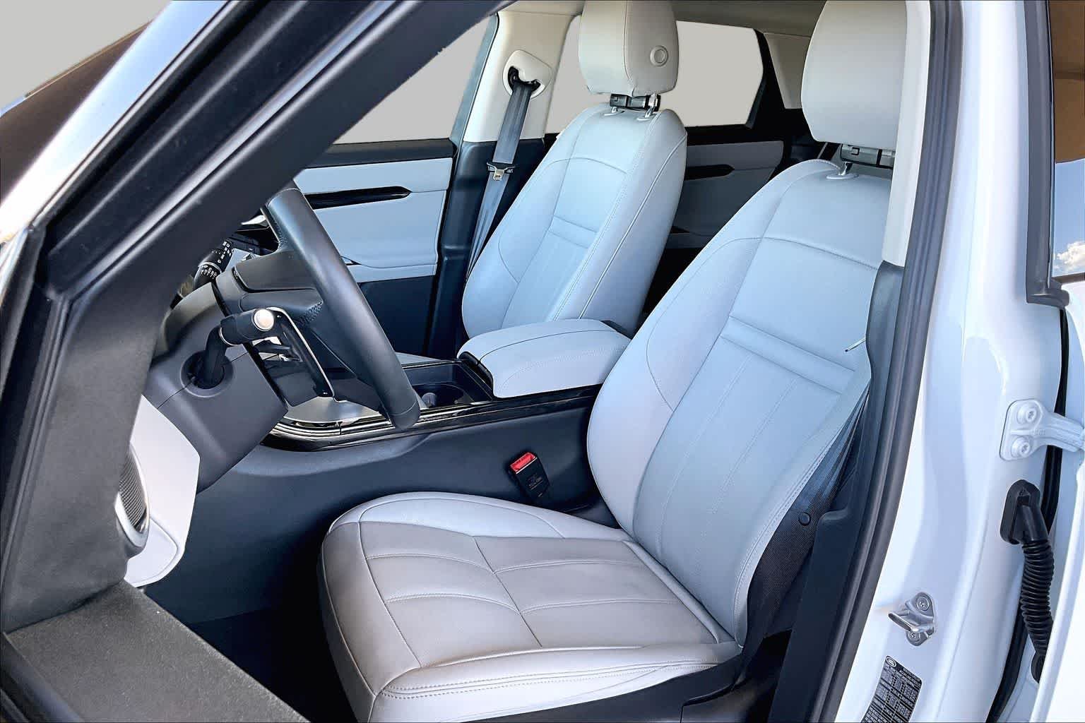 Pre-Owned 2024 Land Rover Range Rover Evoque Core S