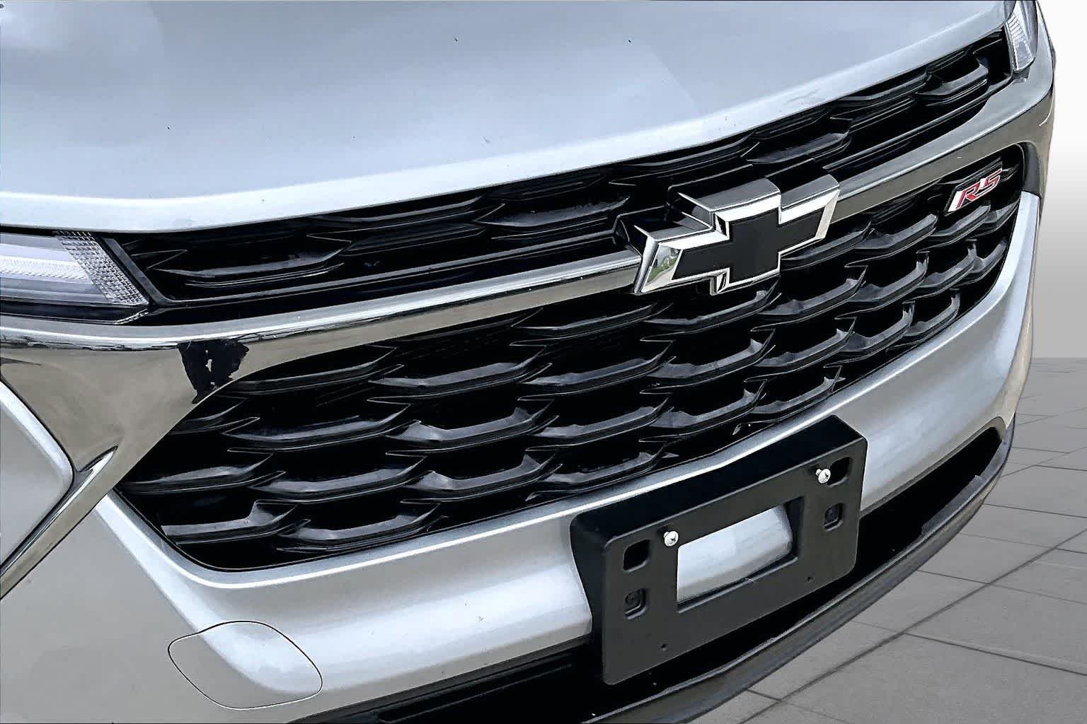 Used 2025 Sterling Gray Metallic Chevrolet 2RS image 29