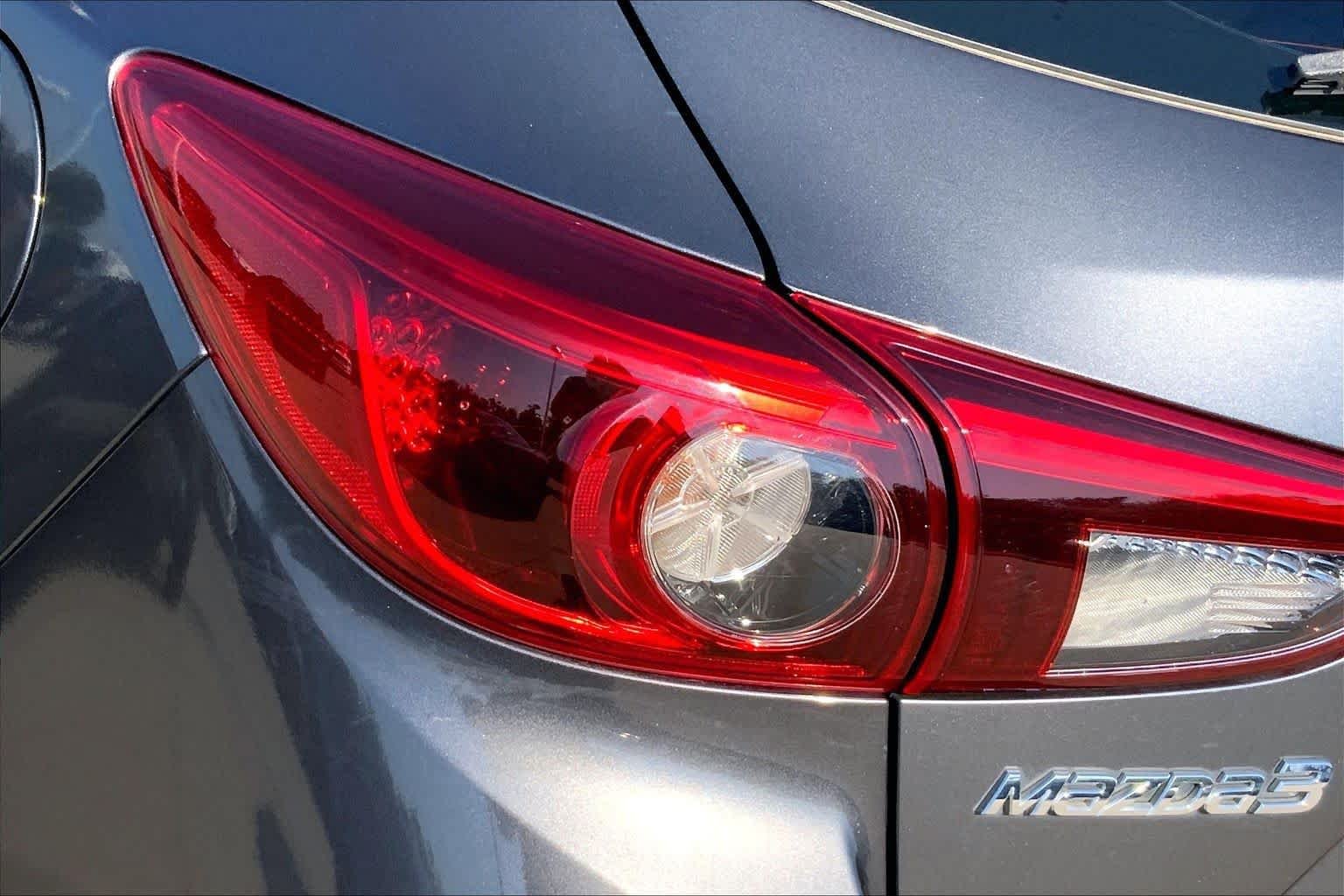 Used 2015 Meteor Gray Mica Mazda s Grand Touring image 28