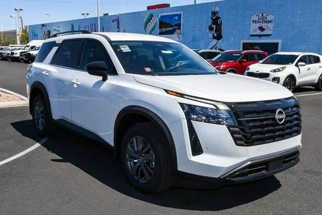 New 2026 Everest White Pearl TriCoat Nissan SV image 45