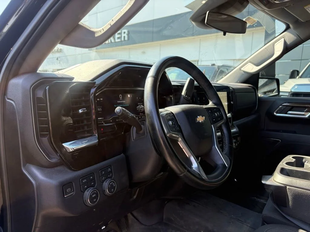 2023 Chevrolet Silverado 1500 LT 4X4 Crew Cab Short Box's photo