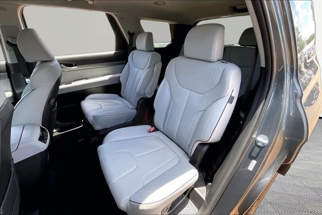 Used 2024 Gray Hyundai SEL image 16