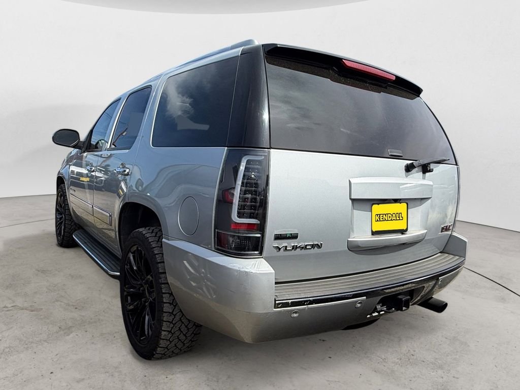 Used 2010 GMC Yukon Denali with VIN 1GKUKEEF5AR163069 for sale in Vancouver, WA