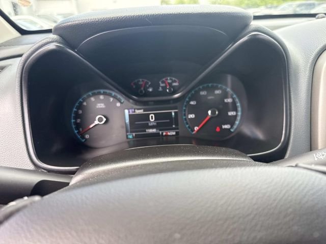 Used 2016 Black Chevrolet Z71 image 41