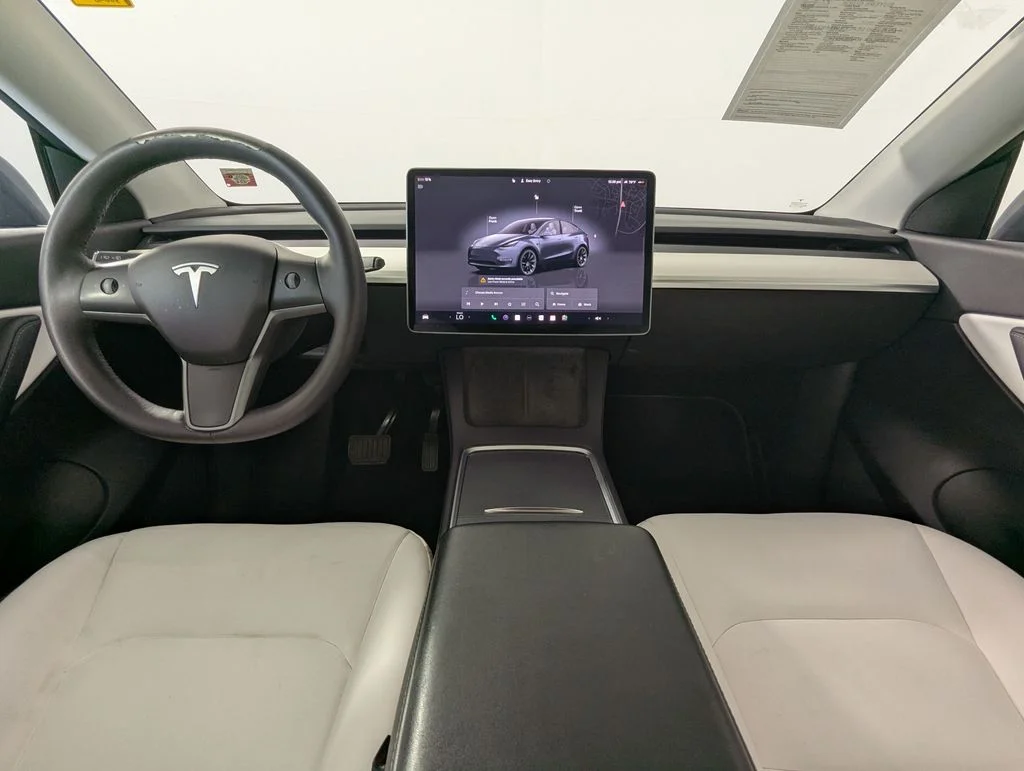 Used 2022 Black Tesla Long Range image 5