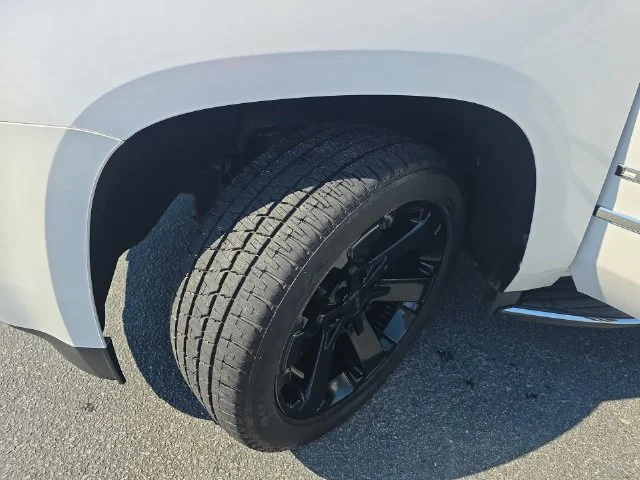 Used 2019 White GMC Denali image 35