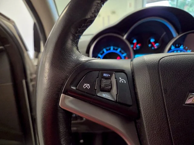 Used 2012 SUMMIT WHITE Chevrolet ECO image 23