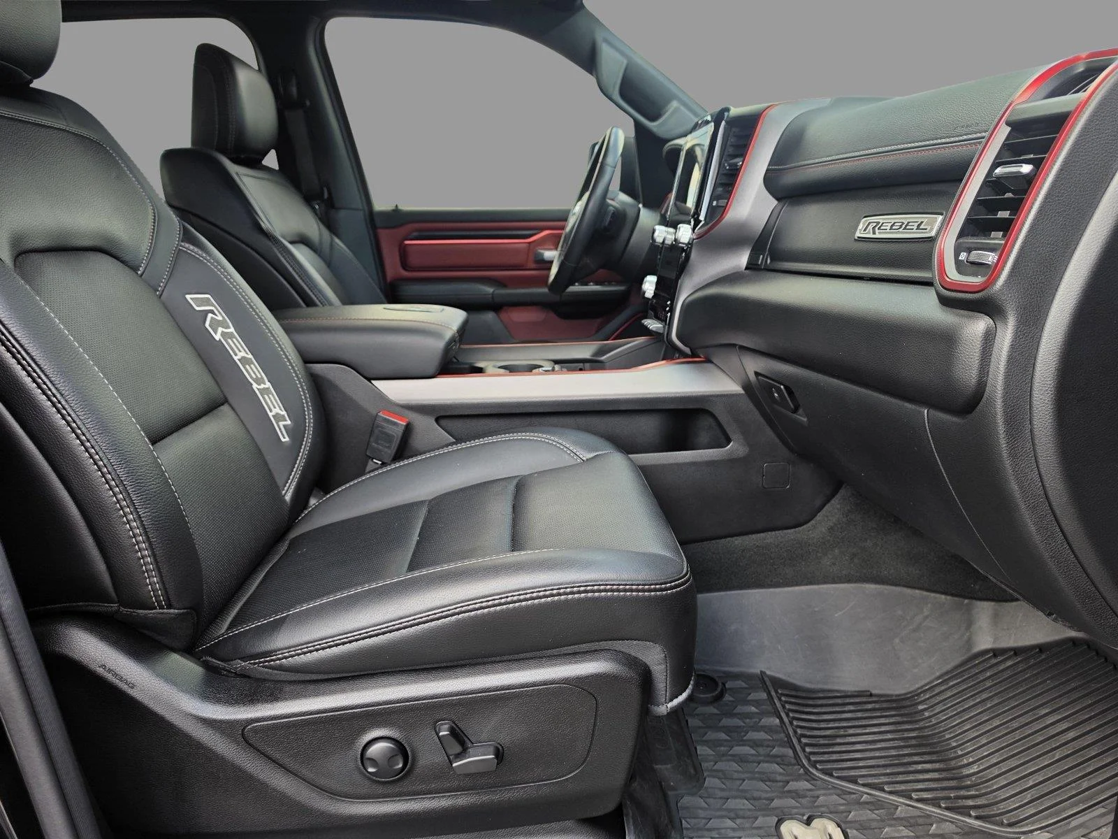 Used 2023 Diamond Black Crystal Pearlcoat Ram Rebel image 32