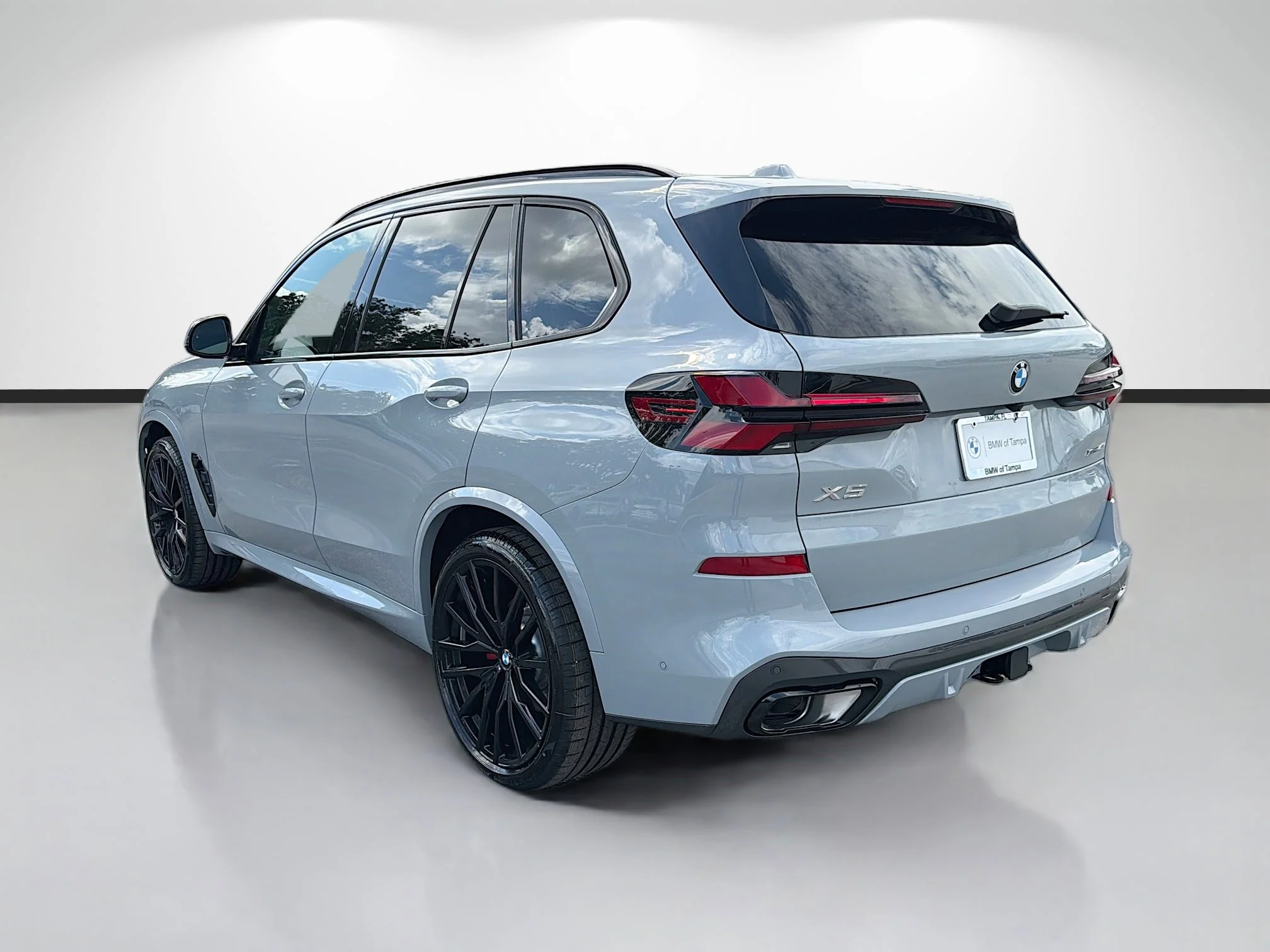 New 2026 Brooklyn Grey Metallic BMW xDrive40i image 5
