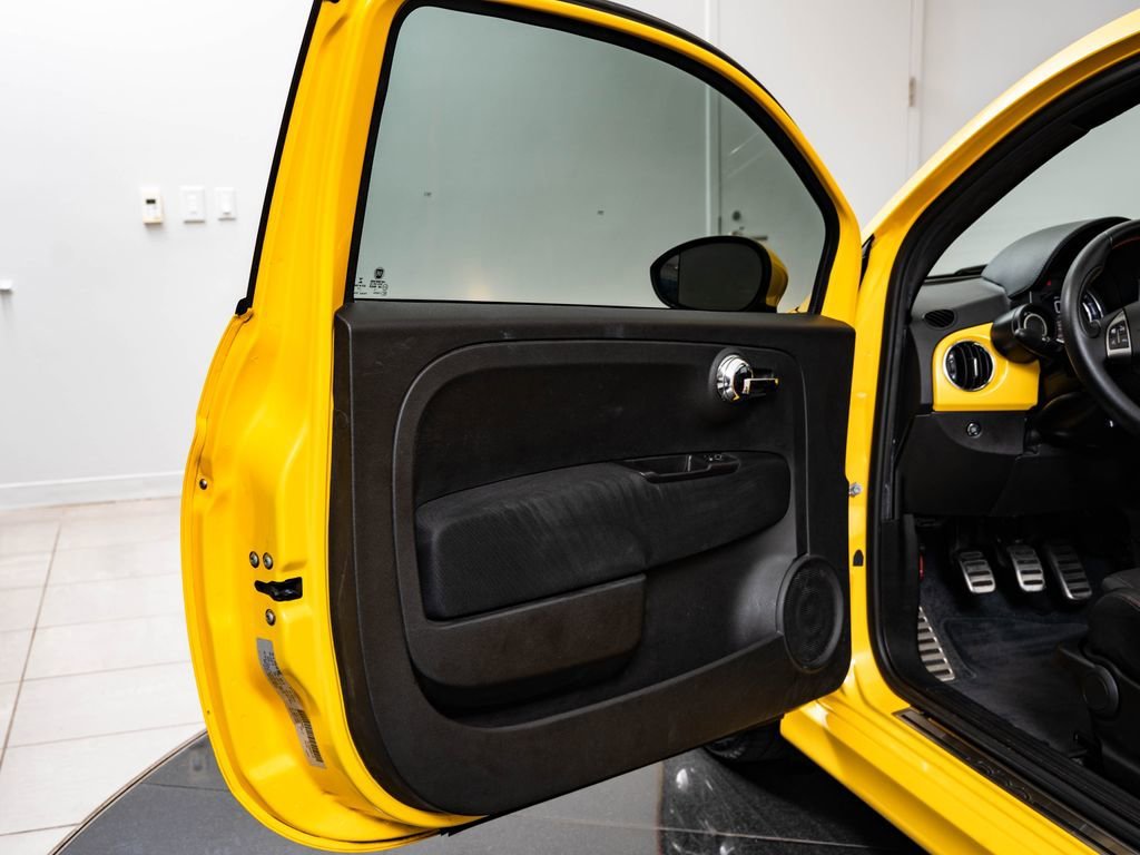 Used 2017 Giallo Moderna Perla (Pearl Yellow Tri-Coat) FIAT Abarth image 25