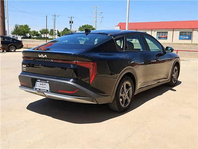 Used 2025 Black KIA LXS (IVT) image 3