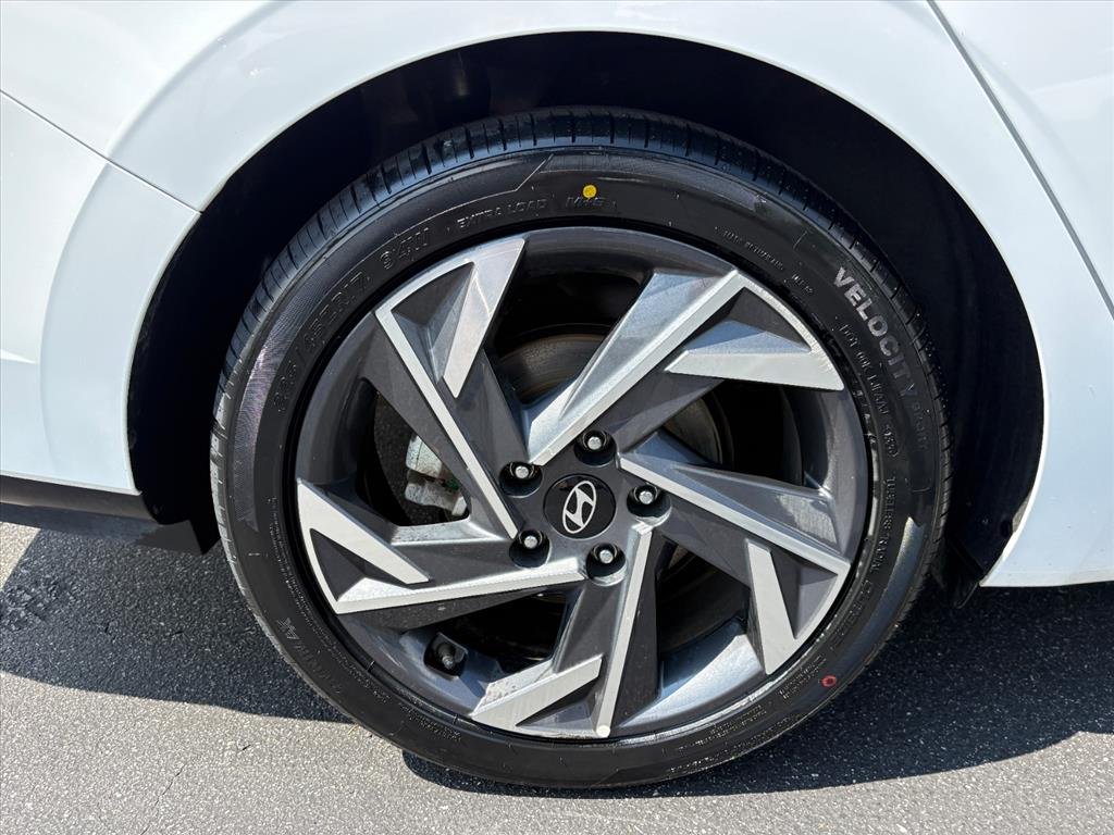 2025 Hyundai Elantra SEL - Photo 24