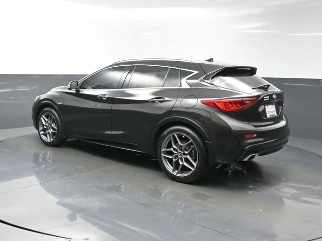 Used 2018 Black INFINITI ESSENTIAL image 5