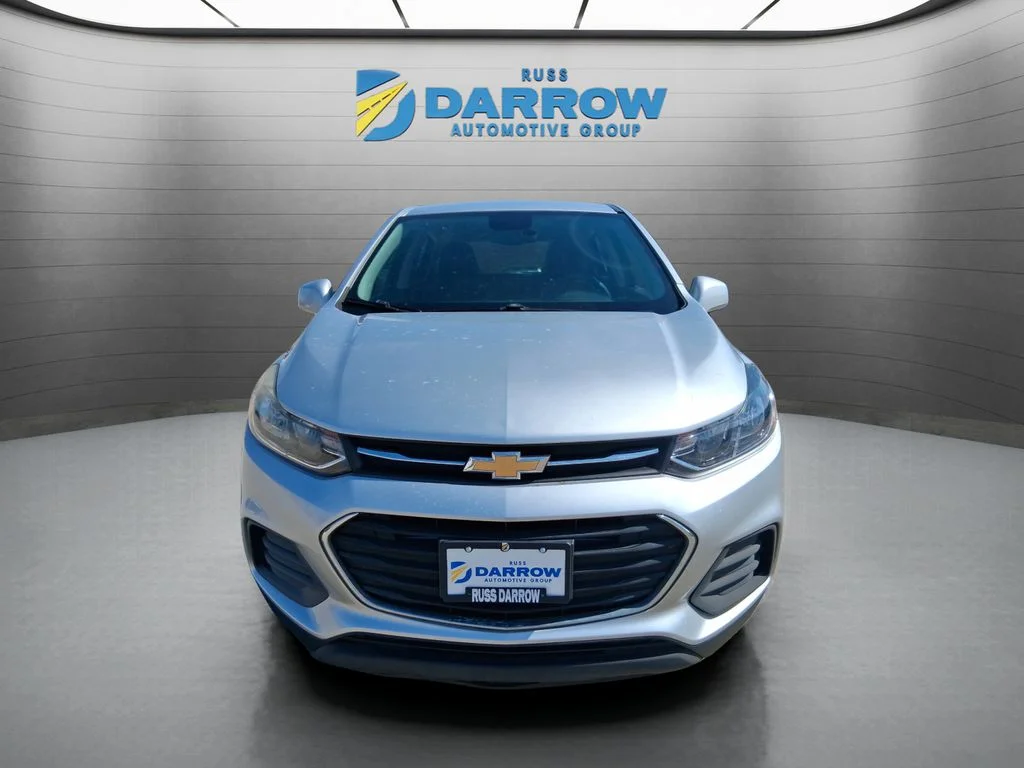 Used 2018 Silver Chevrolet LS image 8