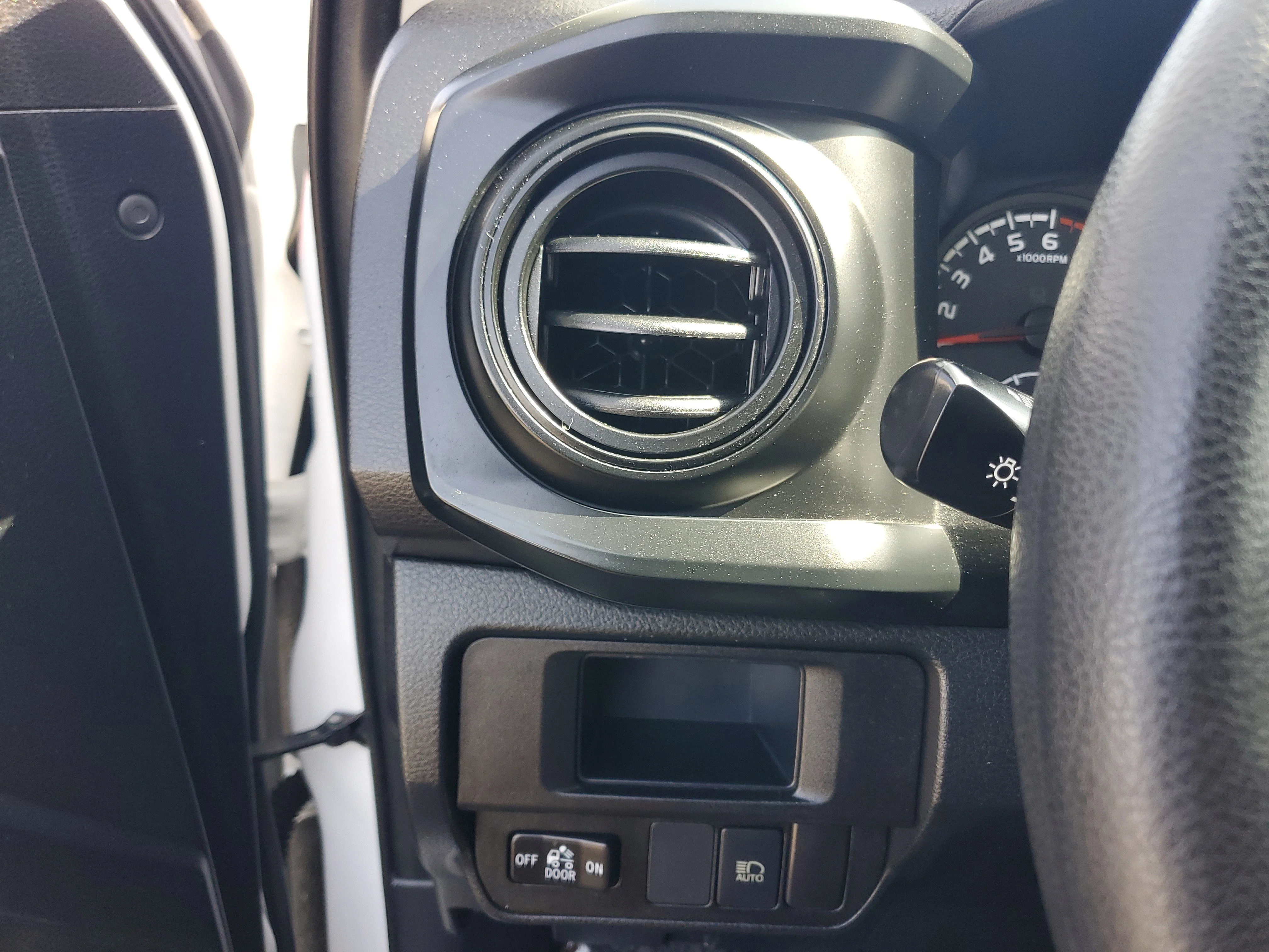 Certified Used 2019 White Toyota SR image 24