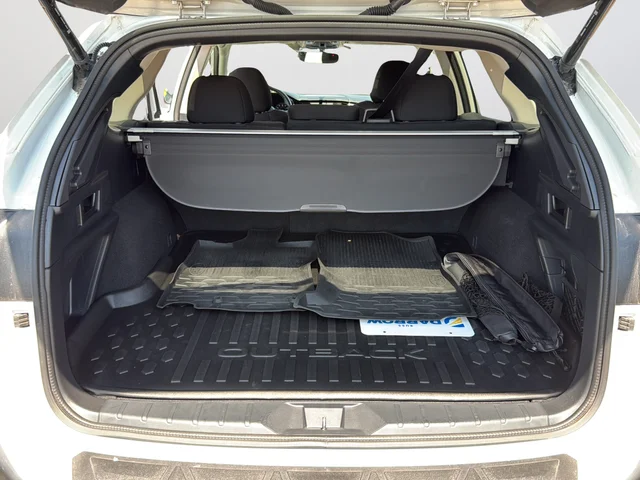 2022 Subaru Outback Premium - Photo 35
