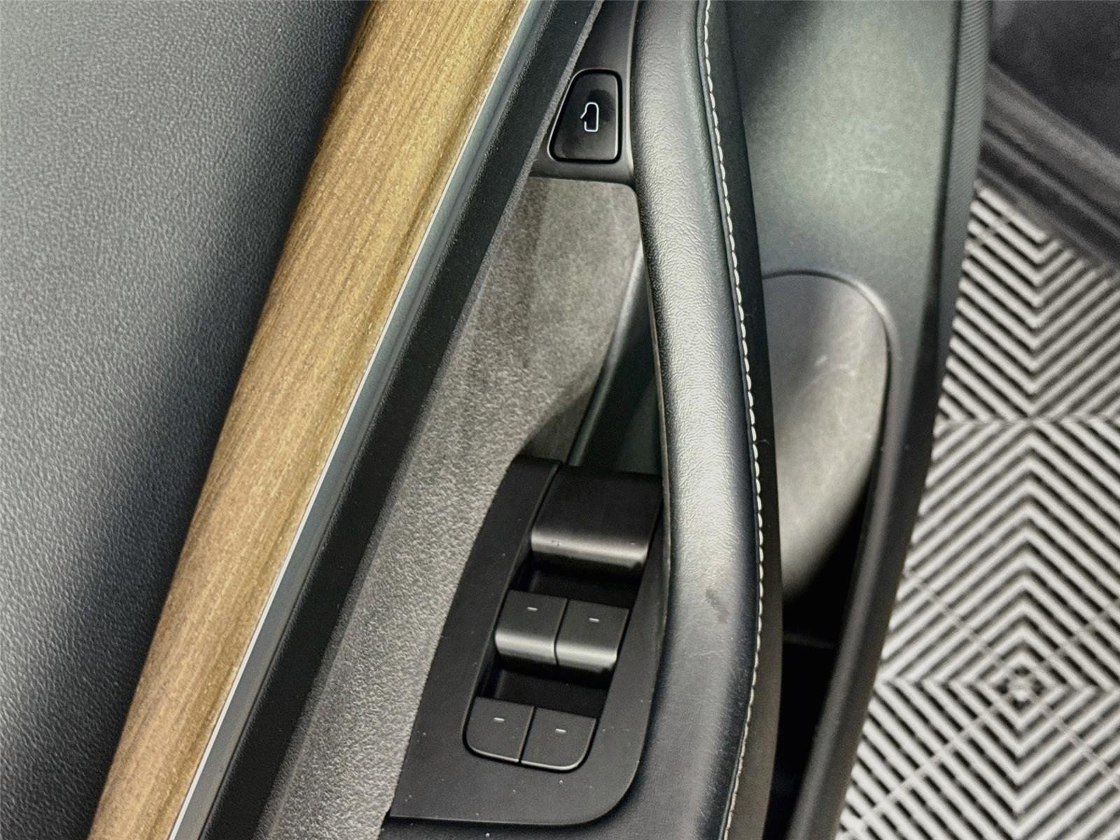 Used 2022 Gray Tesla Base image 18