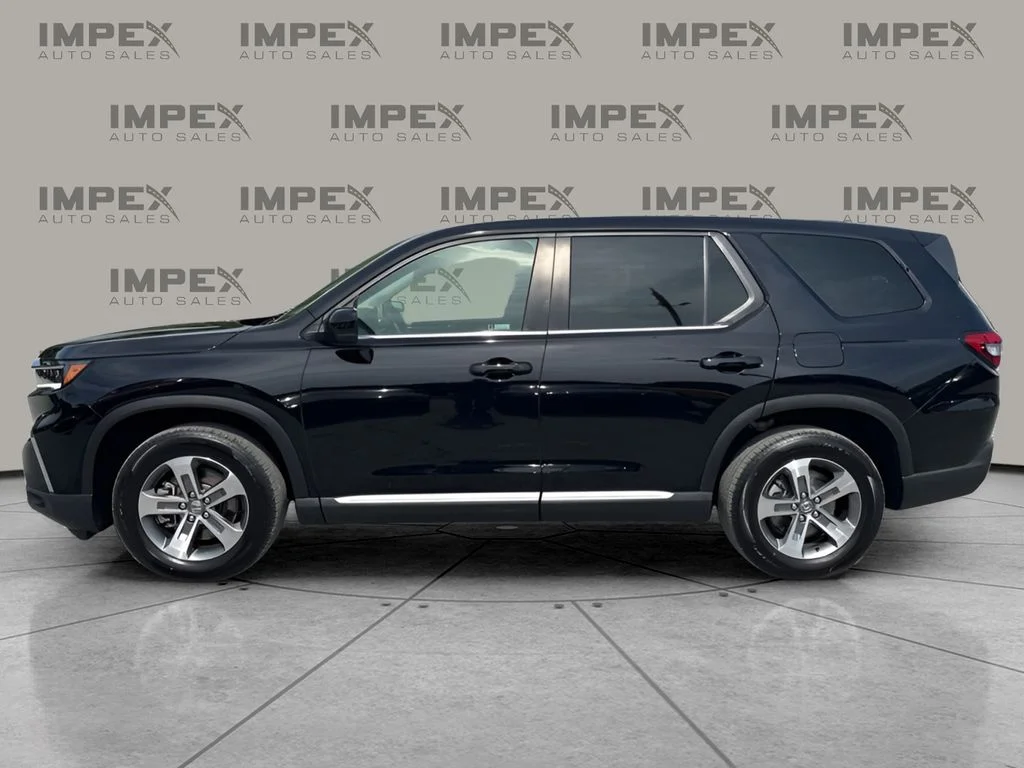 Used 2025 Black Honda EX-L image 2