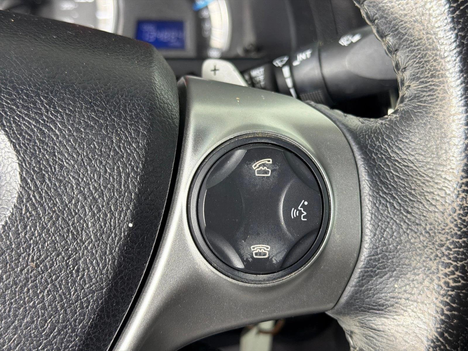 Used 2014 Super White Toyota SE image 25
