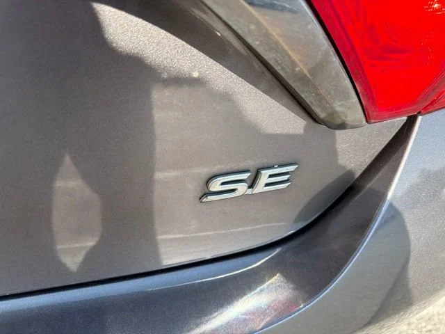 Used 2017 Gray Toyota XLE image 19