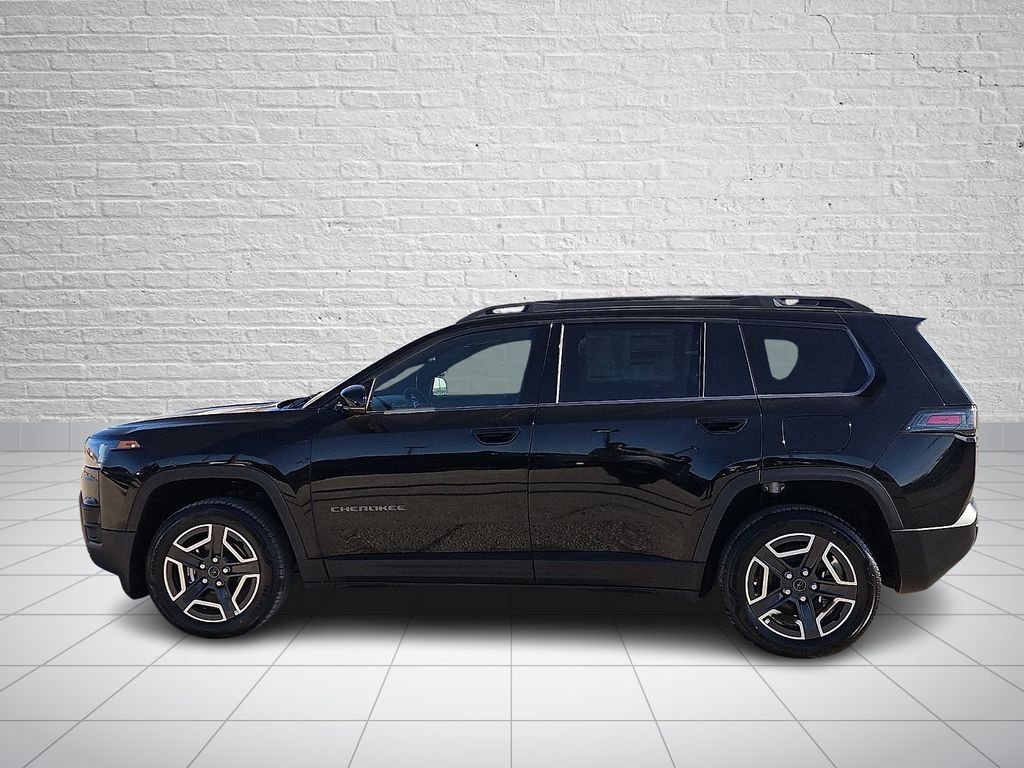 New 2026 Diamond Black Crystal Pearlcoat Jeep Limited image 2