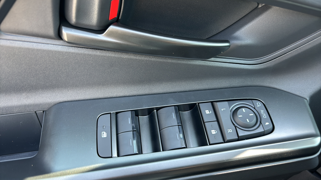 New 2026 Wind Chill Pearl Toyota XLE image 31